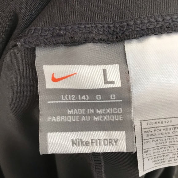 Nike Dri-Fit Cropped Grey Workout Leggings - Picture 5 of 9